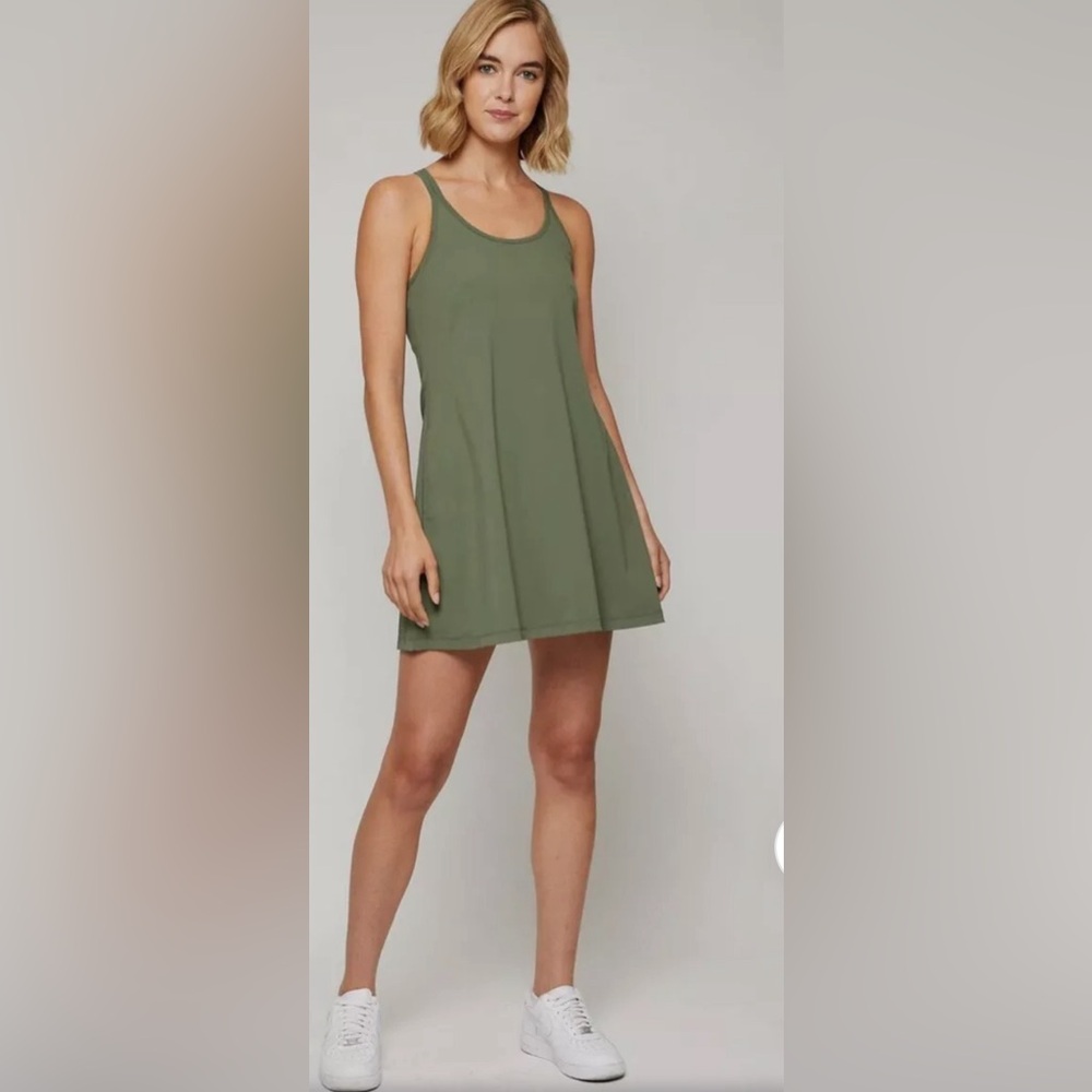 Fourlaps Vitality Athleisure  Dress, Women's Size M In Thyme Green NEW MSRP $118